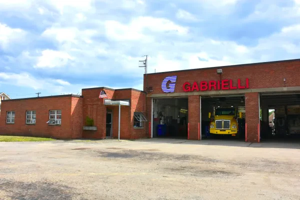 Gabrielli Isuzu Truck Sales & Service, Bethpage - photo 3