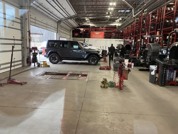 Discount Tire - photo 3