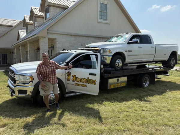 J Jasmine towing - photo 4