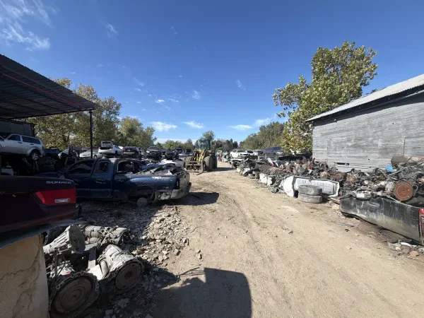 S&S Auto Parts - photo 3