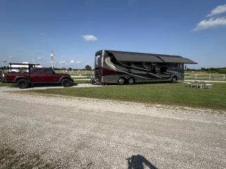 Bruckner's Truck & Equipment (Mack & Volvo)