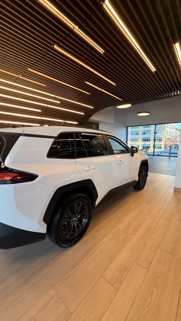 Toyota of Manhattan - photo 3