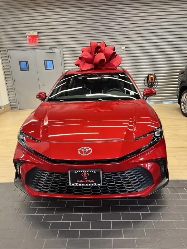 Toyota of Manhattan - photo 4