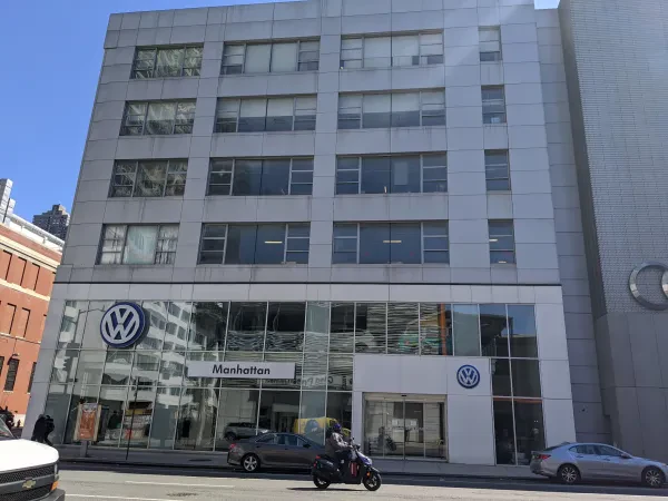 Open Road Volkswagen Manhattan - photo 4