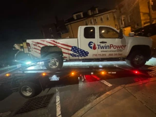 S & J Towing