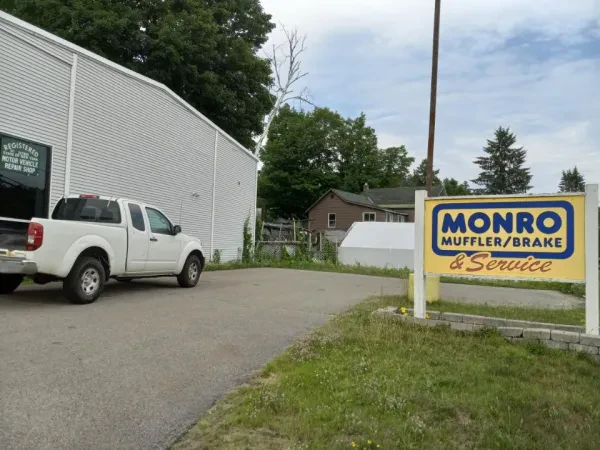 Monro Auto Service and Tire Centers - photo 3