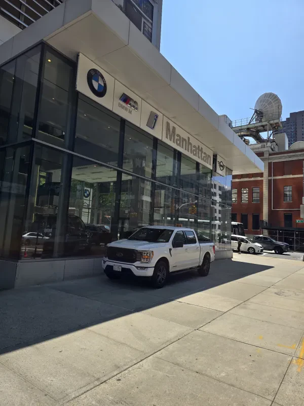 BMW of Manhattan - photo 3