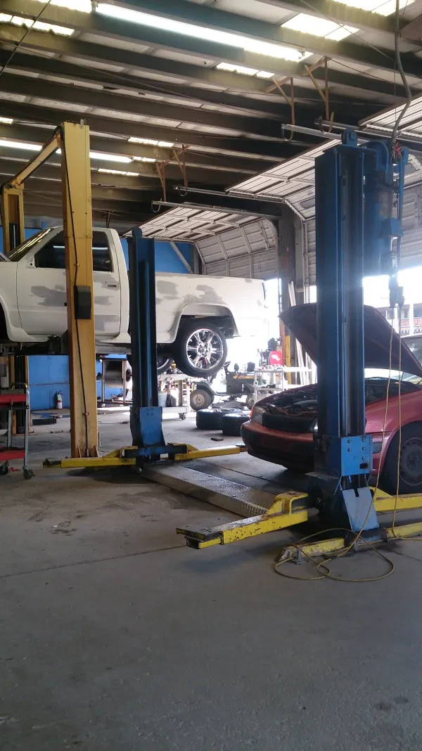 Three Star Automotive Inc - photo 2