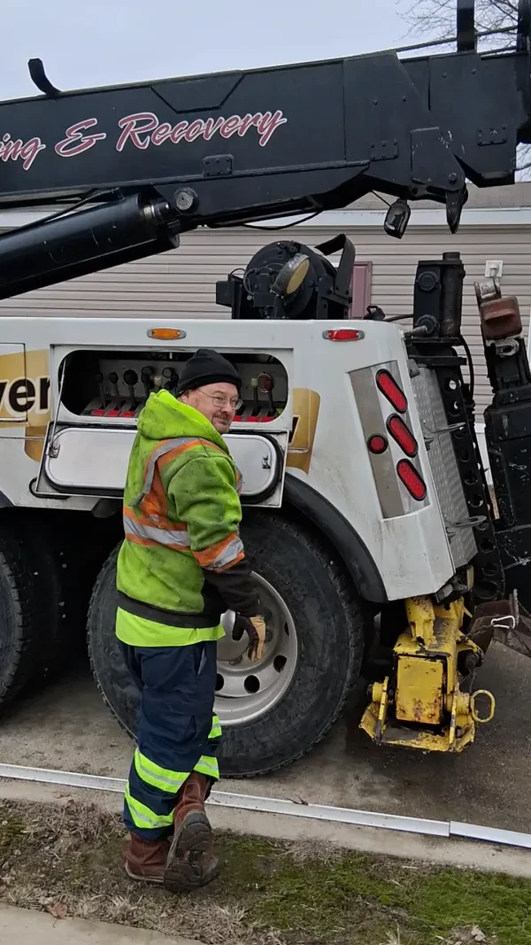 Heartland Towing & Recovery - photo 2