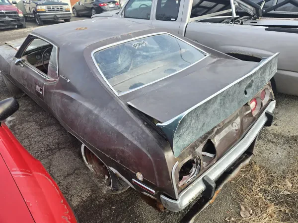 County Line Auto Wrecking - photo 2