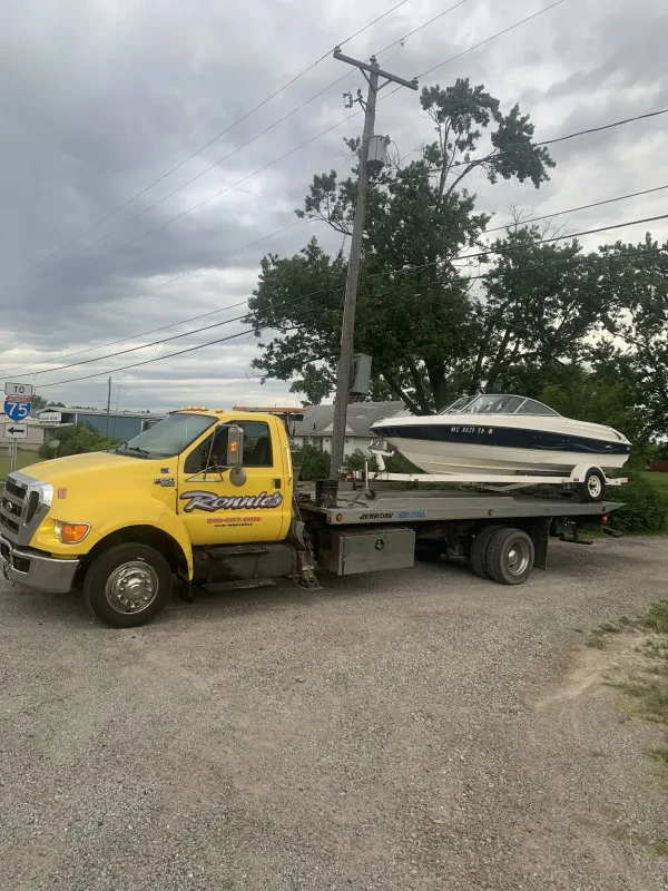 Ronnie's Towing & Transport - photo 4