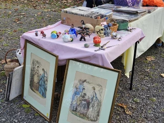 High falls flea market