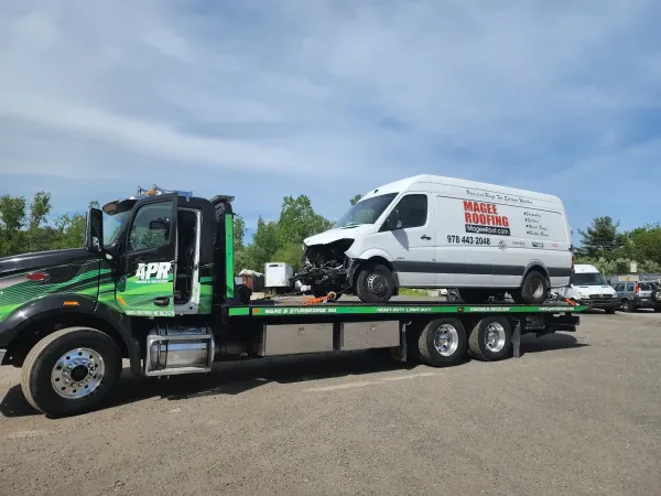 APR Towing & Recovery - photo 3