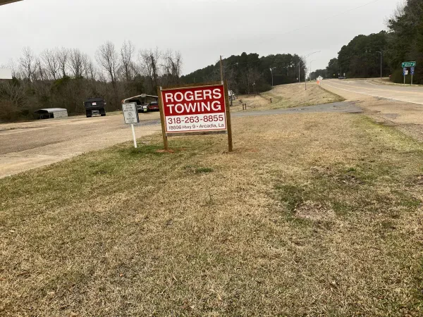 ROGERS TOWING LLC - photo 3