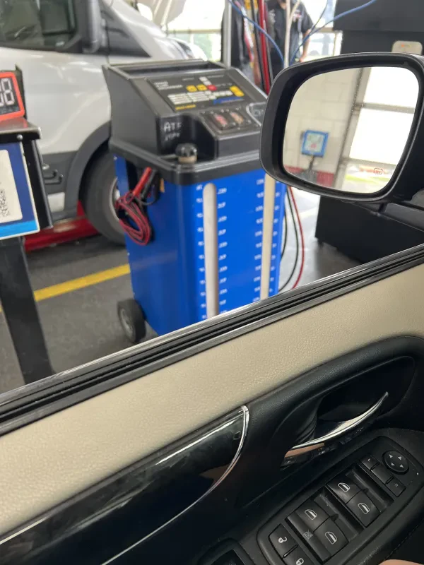 Valvoline Instant Oil Change - photo 3