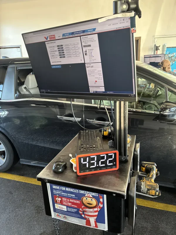 Valvoline Instant Oil Change - photo 4