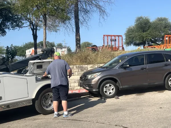 Cen-Tex Towing - photo 4