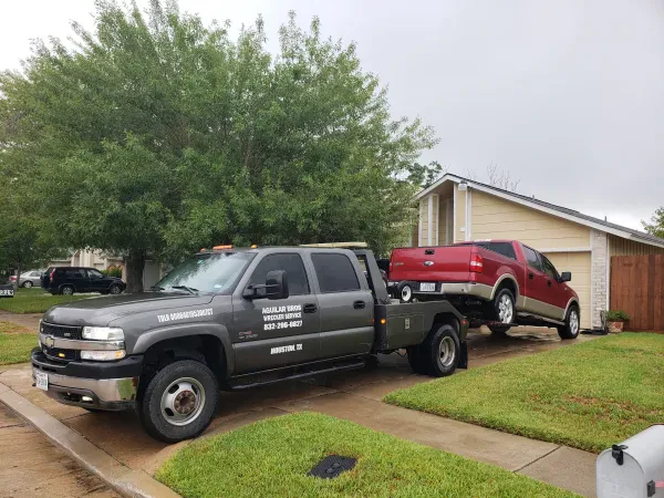 Aguilar Bros Wrecker Service - photo 3