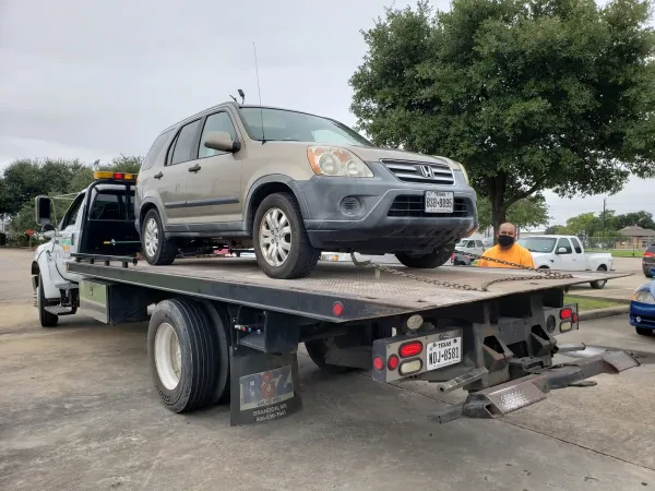 Aguilar Bros Wrecker Service - photo 4