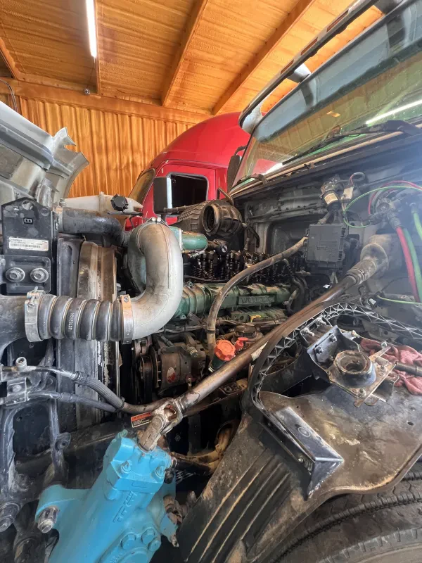 Ariza Maxx Truck Repair - photo 4