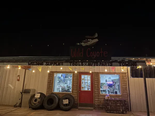 Wild Coyote Country Store - photo 2
