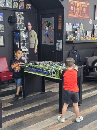 Frentu Fades Barbershop-Glenside