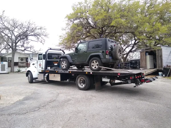 1 Veterans Towing - photo 4