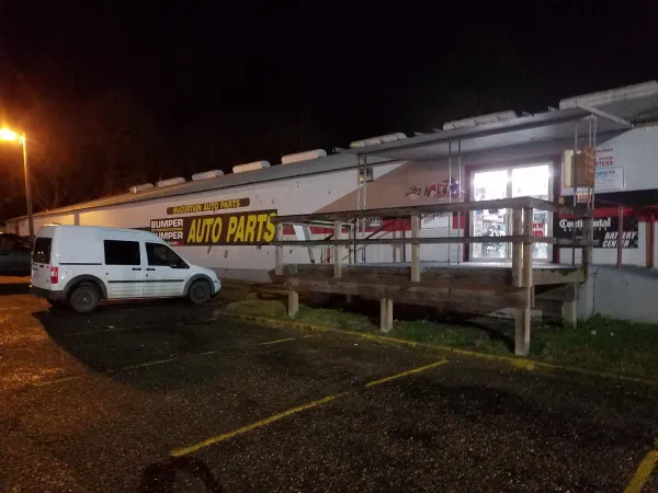 Mc Curtain Auto Supply - photo 4