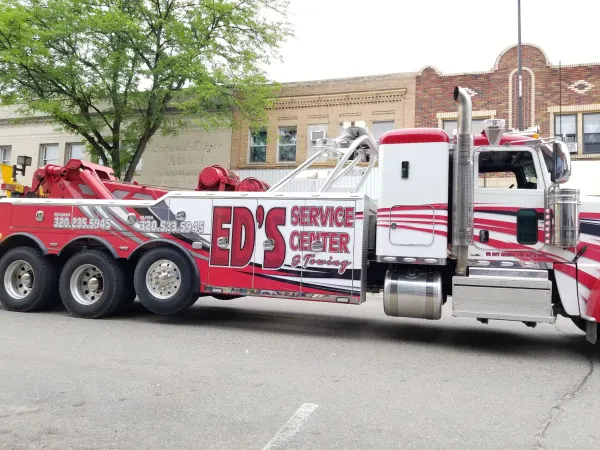 Ed's Service Center & Towing - photo 2