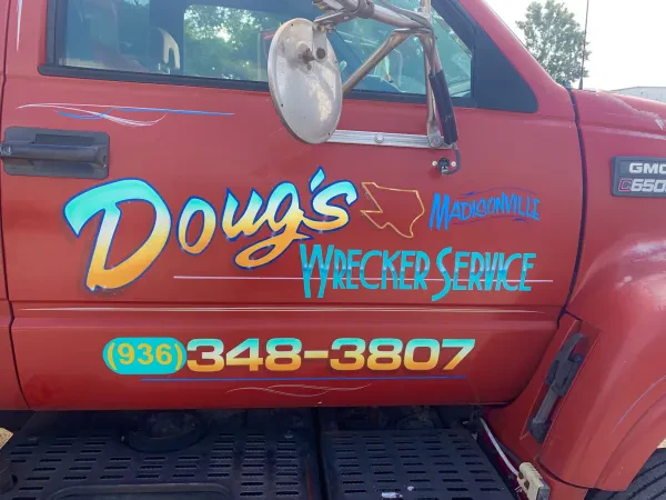 Doug's Wrecker Services - photo 4