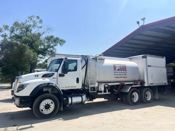 Rogue Waste Recovery & Environmental - photo 2