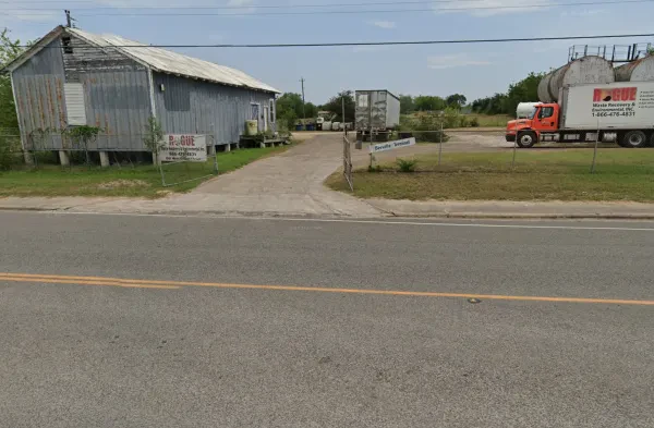 Rogue Waste Recovery & Environmental - photo 3