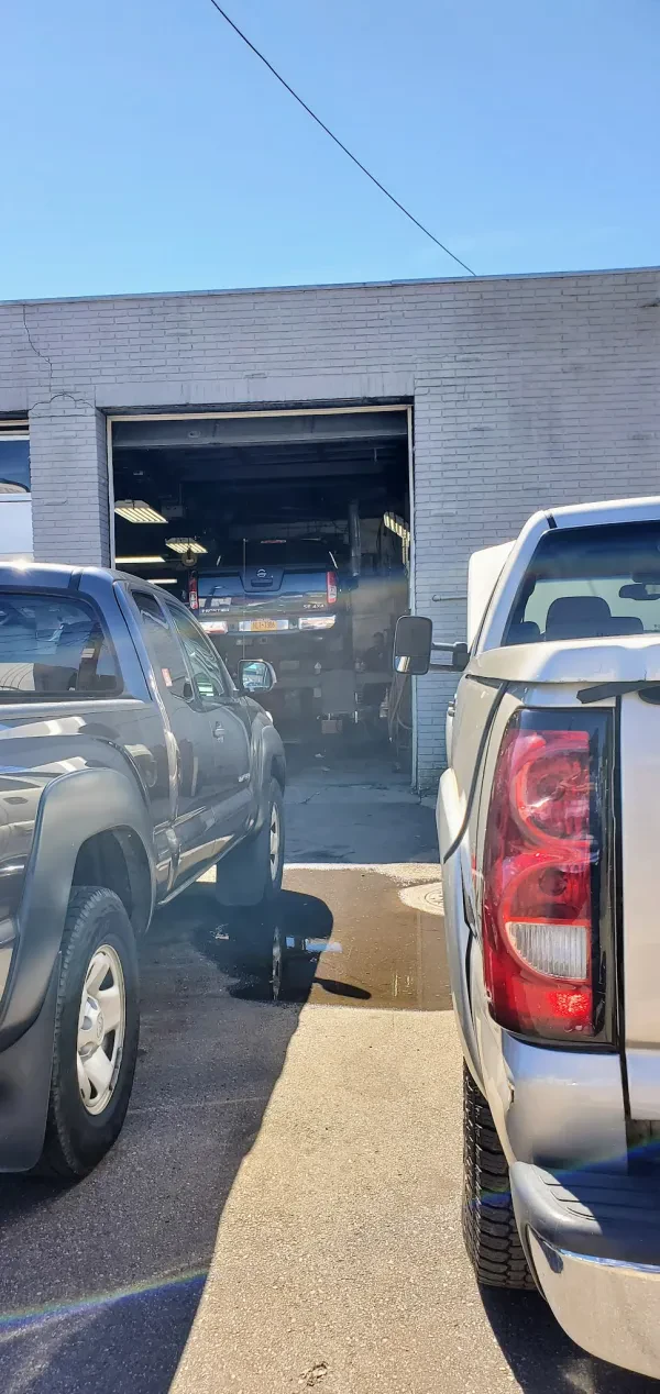 Hunter's Garage - photo 3