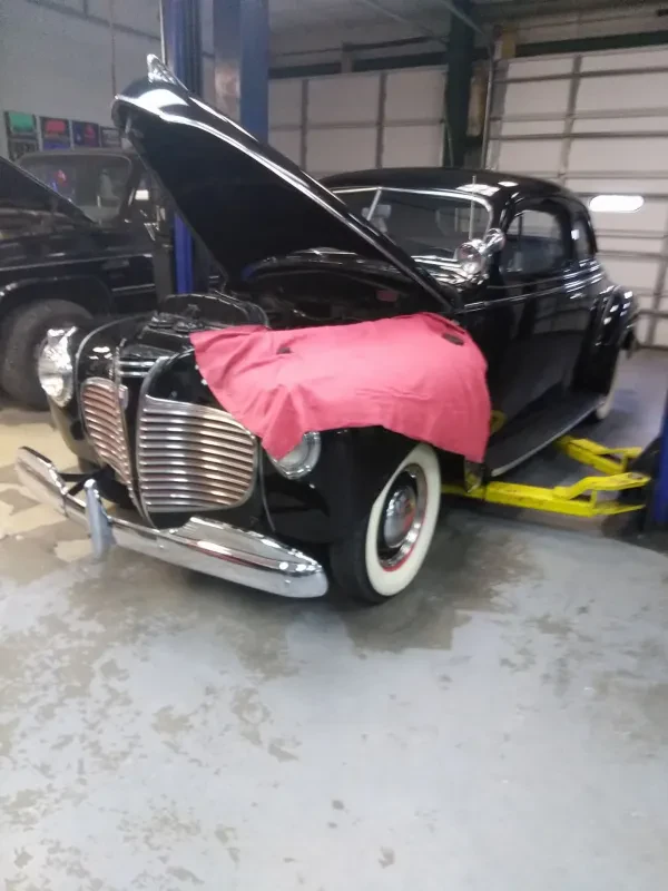 W W AUTO REPAIR CENTER - photo 3