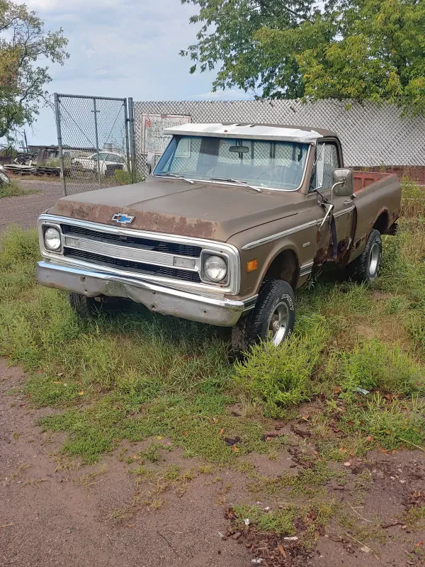 Ostrom's Auto Parts - photo 2