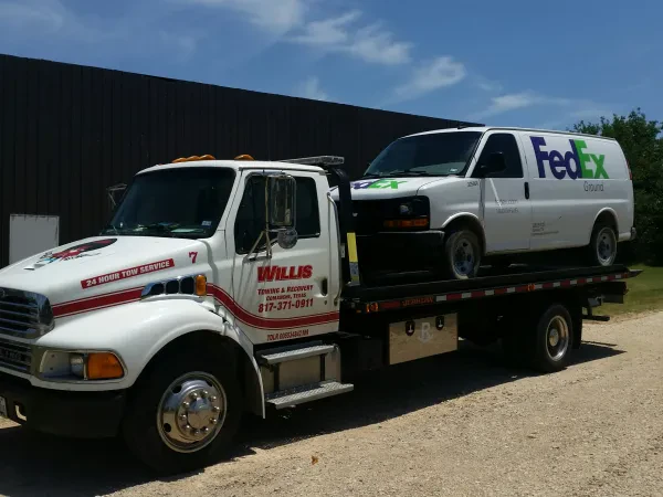 Willis Towing and Recovery - photo 3