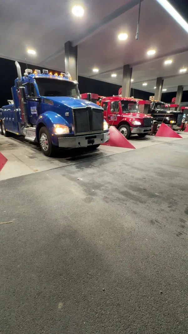 Elite Towing & Recovery - photo 4