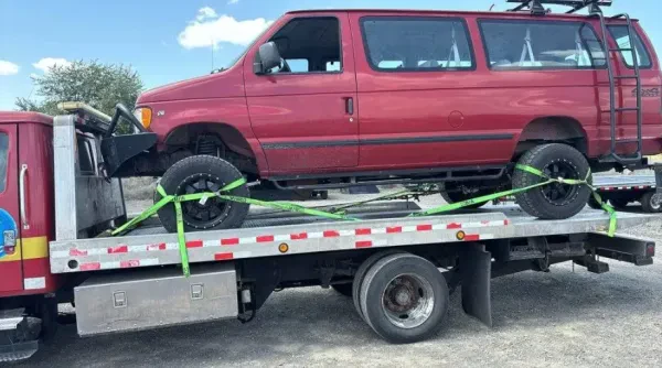 World Connections Towing - photo 3