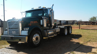 Albert's Wrecking JunkYard in Midland (TX) - photo 1