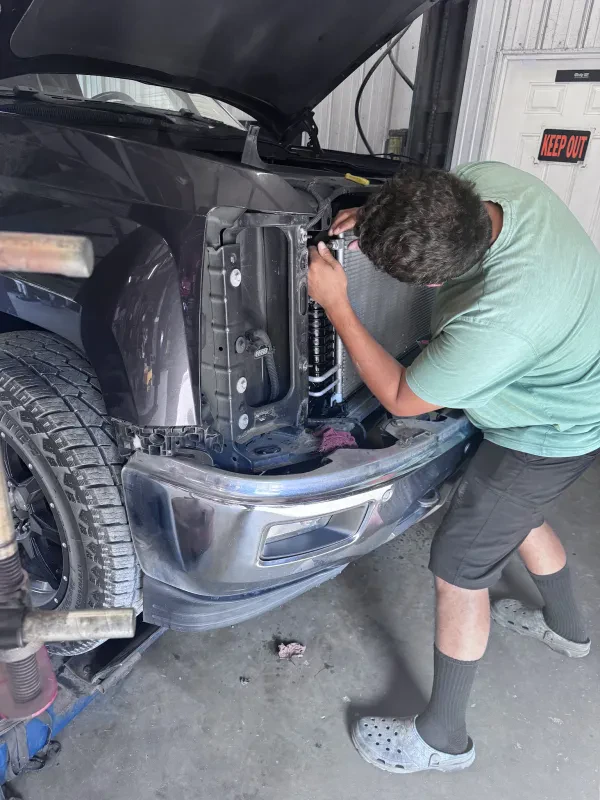 Smith's Auto Repair - photo 2