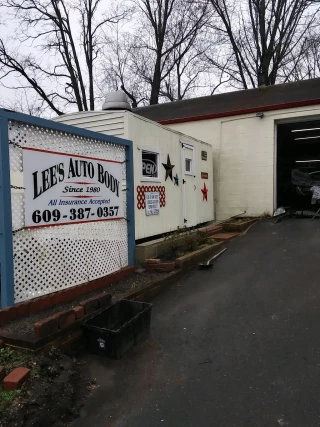 Lee's Auto Body Shop