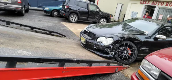 Lee's Auto Body Shop - photo 3