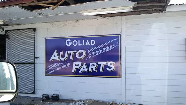 Goliad Auto Parts - photo 2