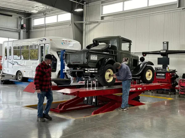Topel's Towing & Repair, Inc. - photo 4