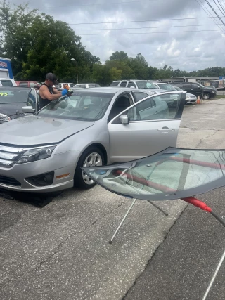 Tennessee Auto Glass LLC