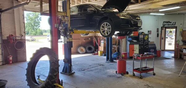 Big Springs Tire & Auto Repair - photo 2