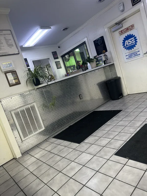Ladysmith Tire & Auto - photo 3
