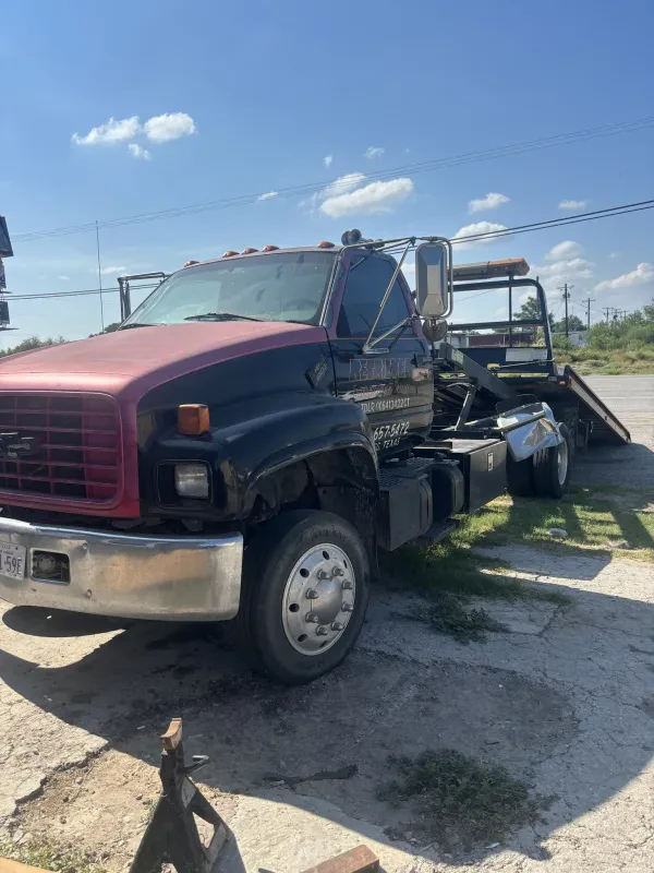 Macarias Tire Shop and Wrecker Services - photo 4