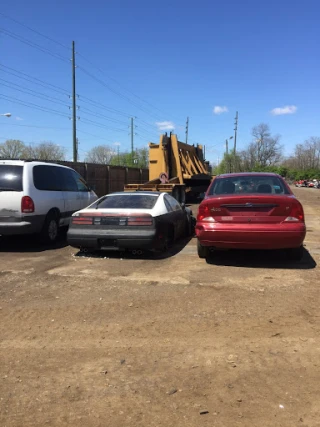 United Auto Sales JunkYard in Indianapolis (IN) - photo 1