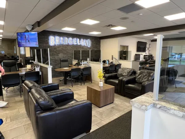 Bridgeland Auto Brokers - photo 3